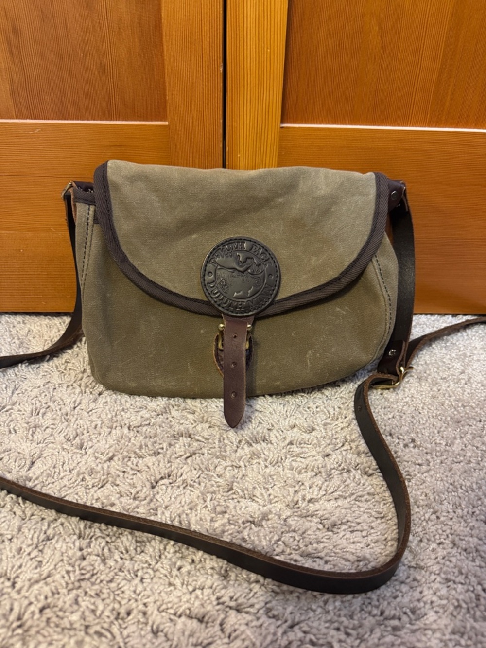 Duluth Pack Medium Shell Purse